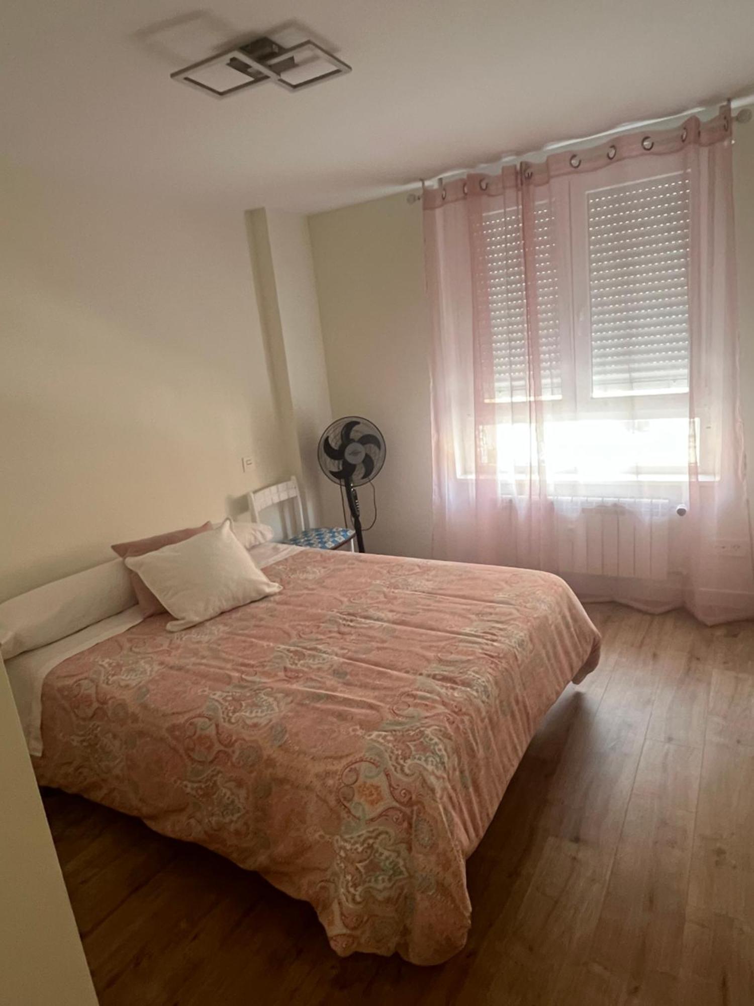 Apartamento Vacacional Burgo Buitenkant foto